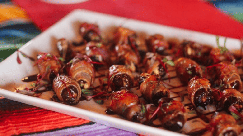 bacon-wrapped jalapeno poppers