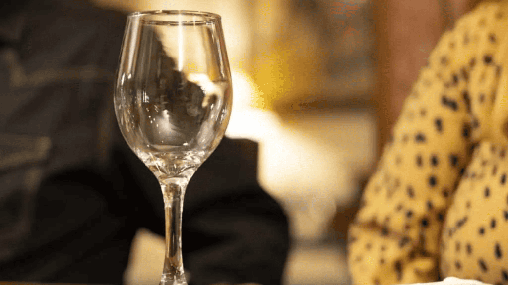 champagne flute